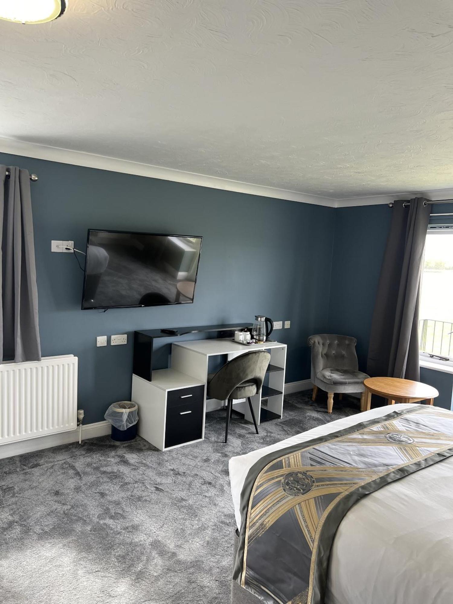 Dolphin Hotel Cambridge St Ives Kültér fotó
